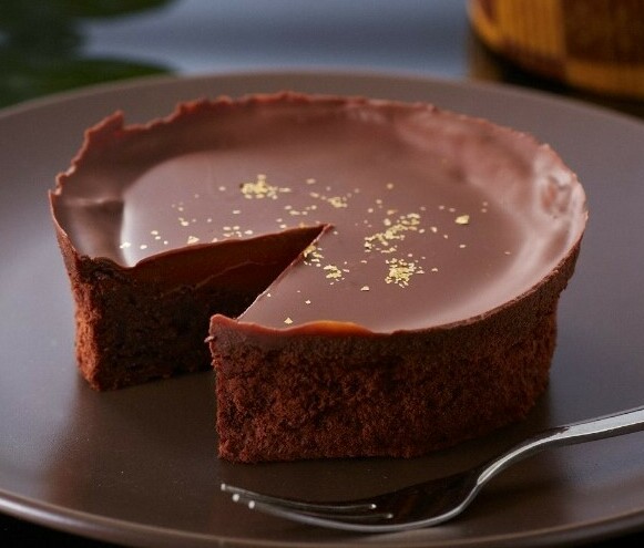 2層仕上げのチョコレートケーキイメージ